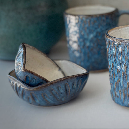 Bowls: Small square bowls