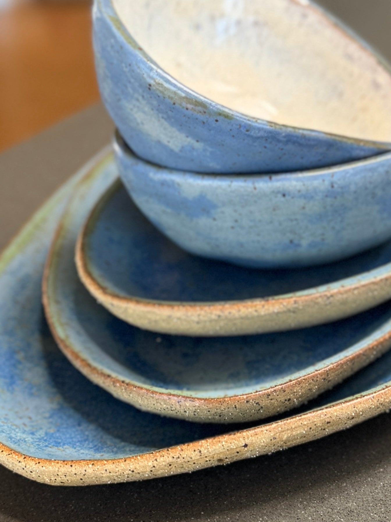 Bowl & Plate: Capri Blue Pebble collection