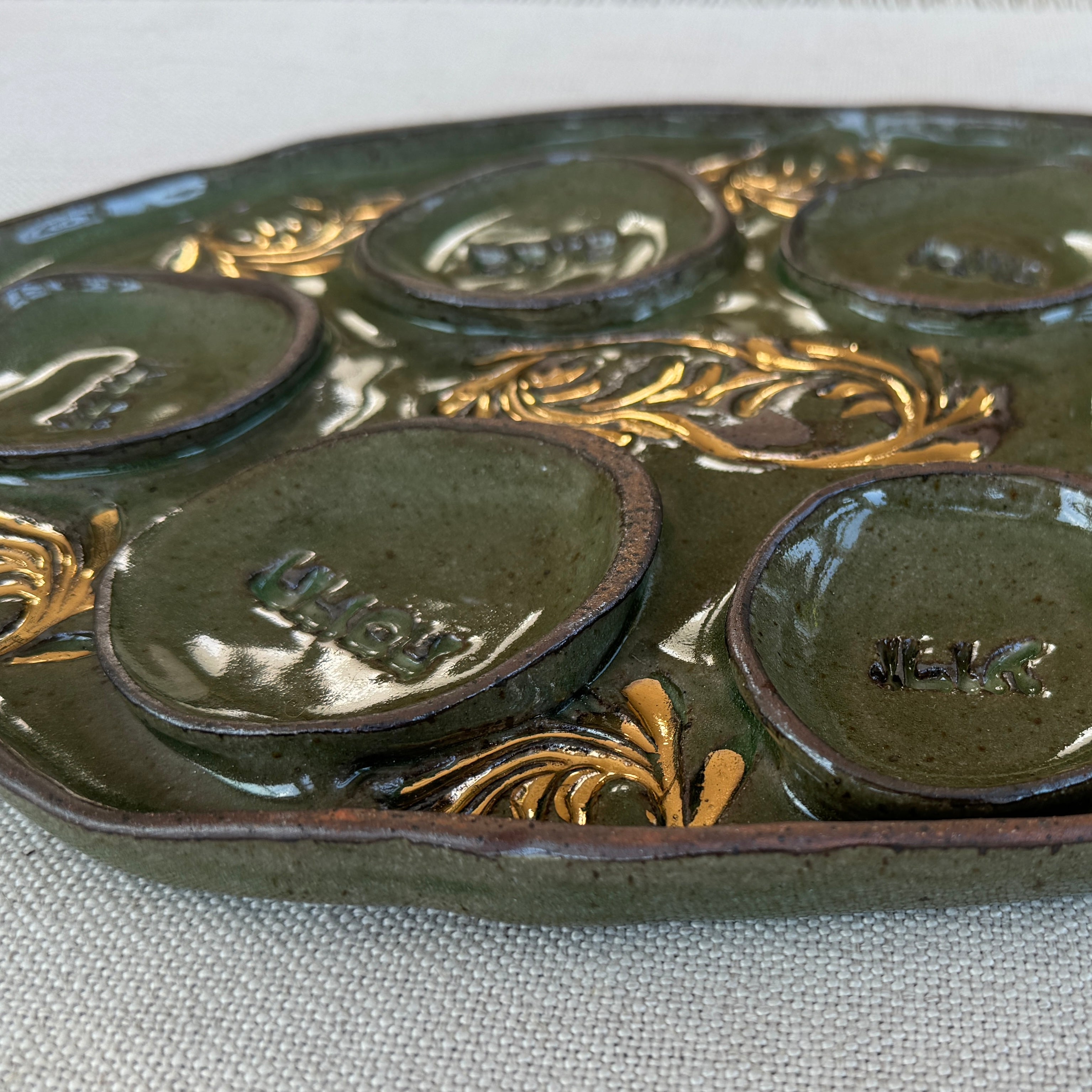 Seder Plate: Spring Leaves